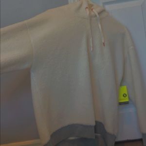 fluffy white xersion long sleeve hoodie ❤️